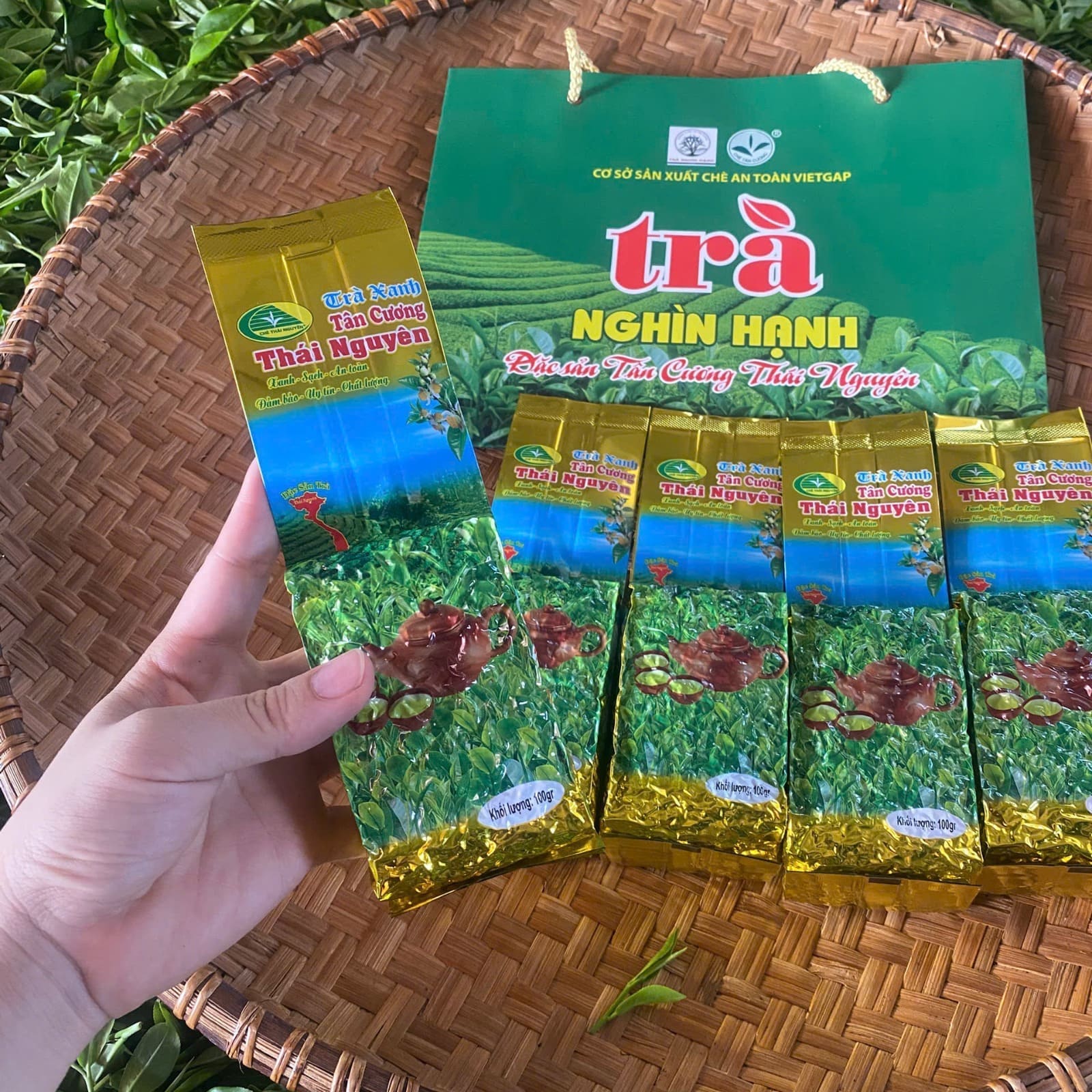 Hero Shot Trà Đặc Sản Tân Cương Thái Nguyên - Nông Trại Trà Nghìn Hạnh